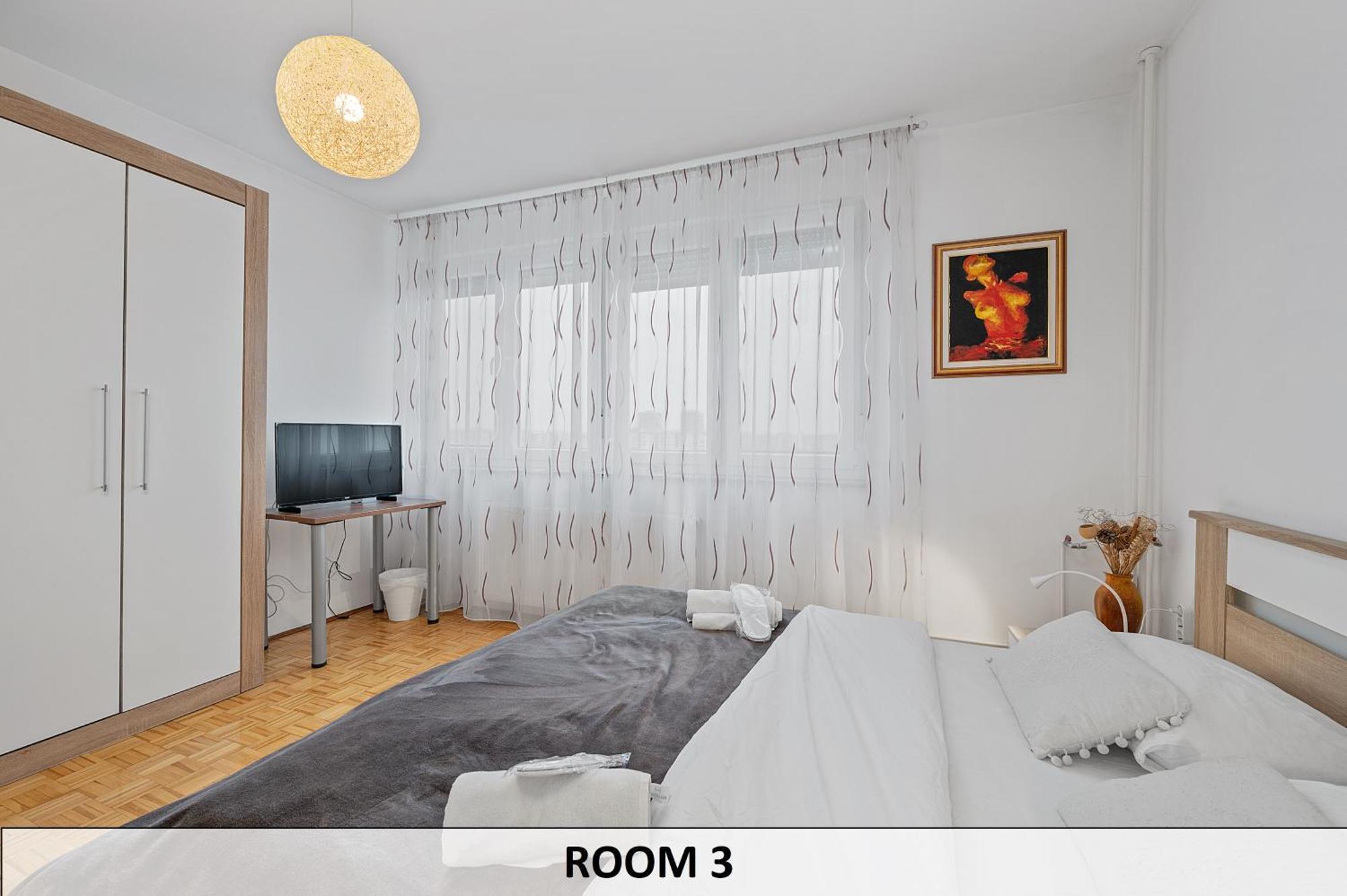 Apartman I Sobe Sofi With Common Kitchen Bathroom And Toilet Zagreb Bagian luar foto