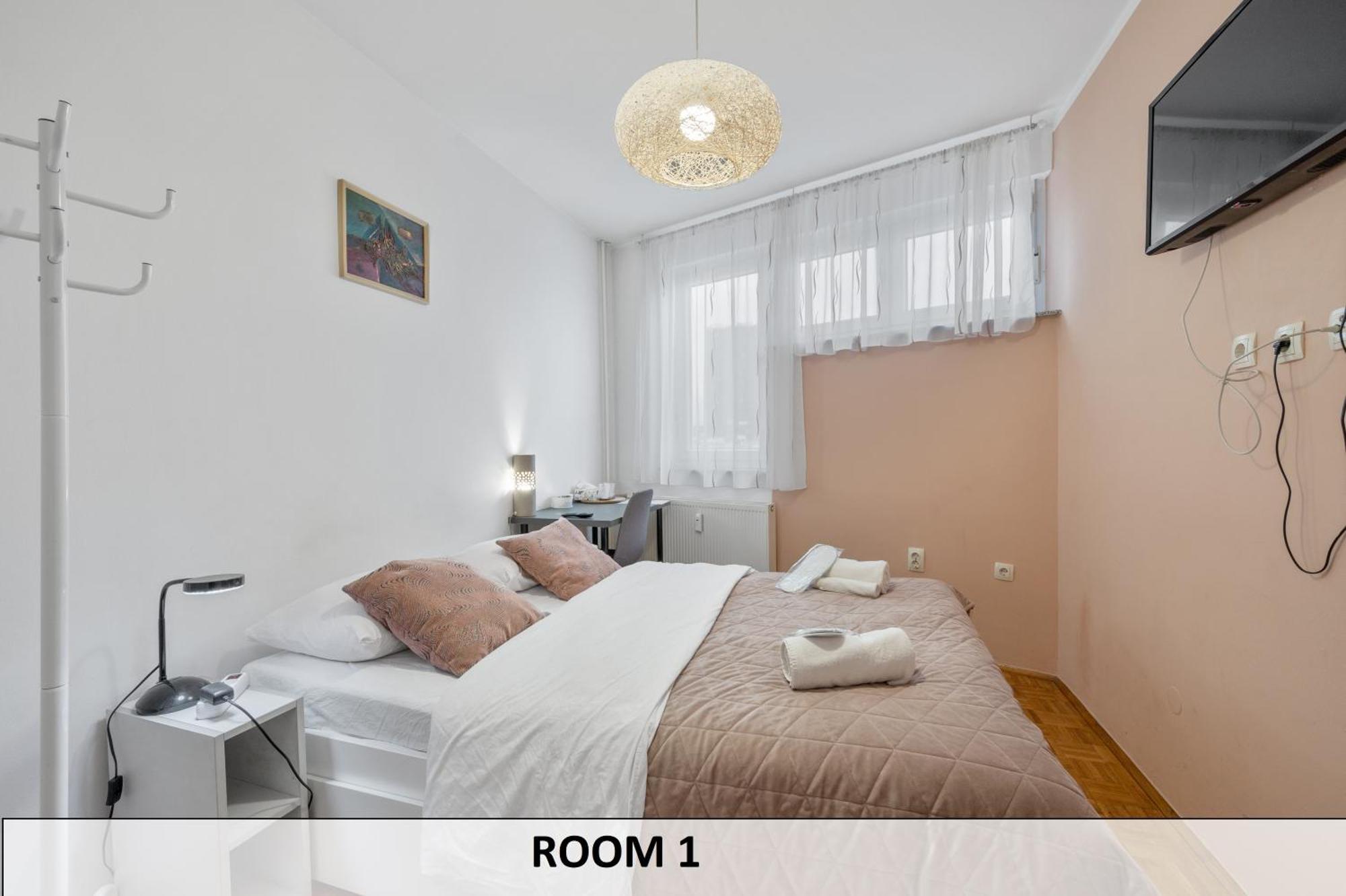 Apartman I Sobe Sofi With Common Kitchen Bathroom And Toilet Zagreb Bagian luar foto